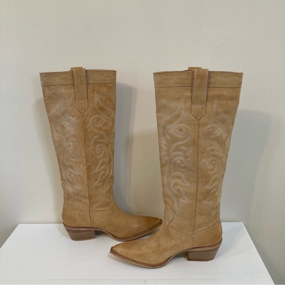 Shushop Camel Embroidered Heeled Boots - image 5
